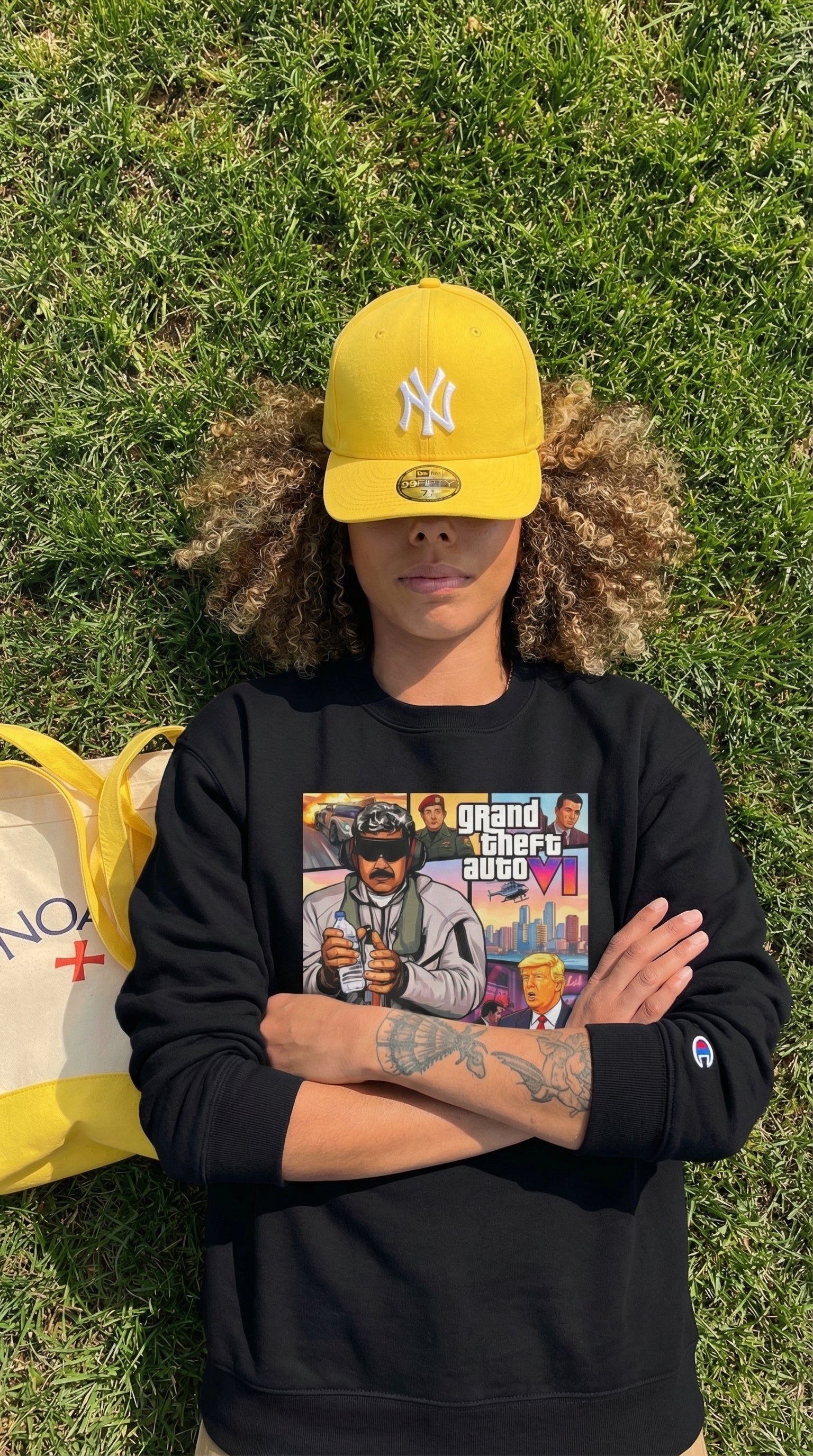 Hoodies & Sweatshirts